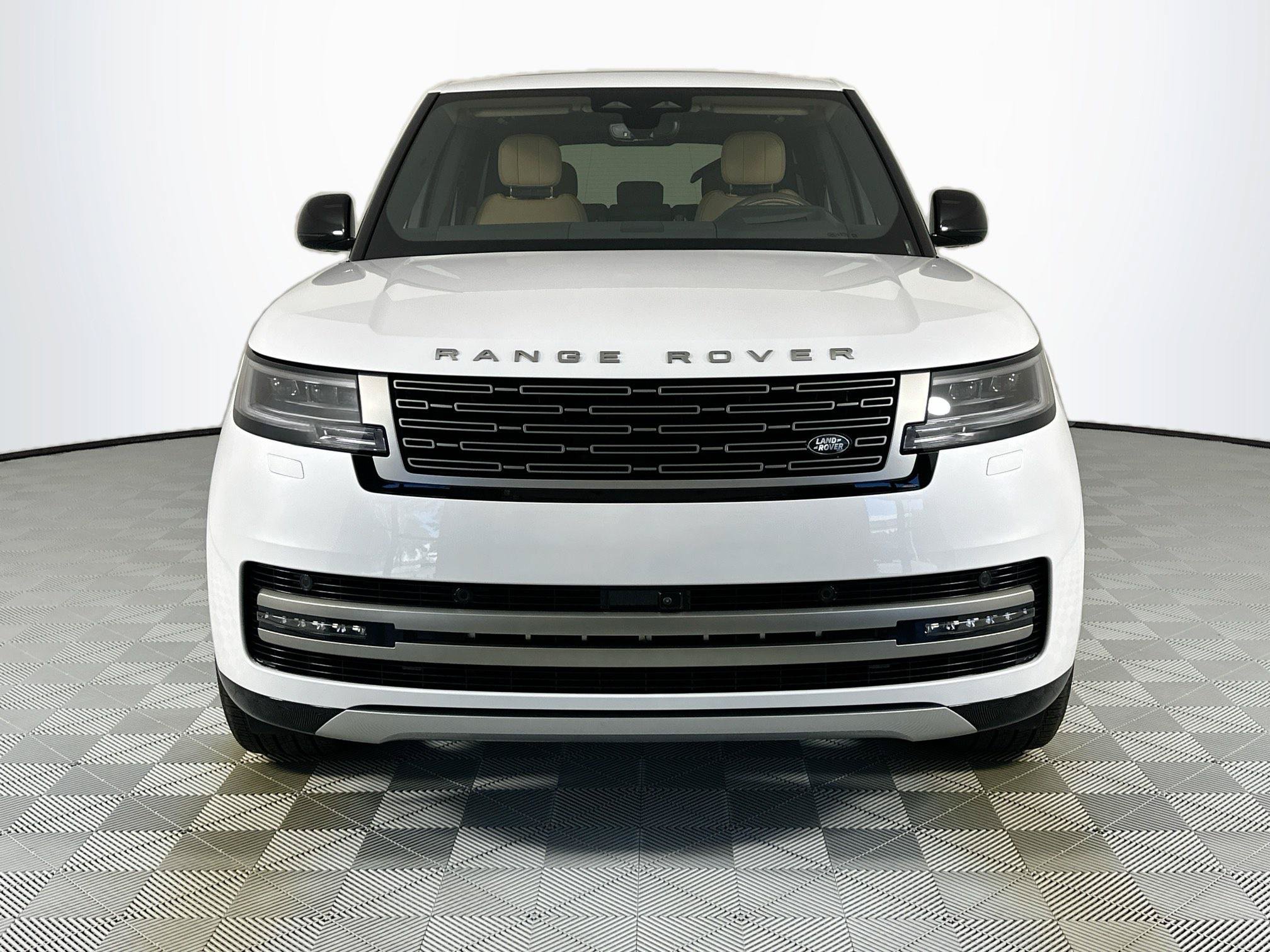New 2026 Land Rover Range Rover SE AWD/4WD image 2