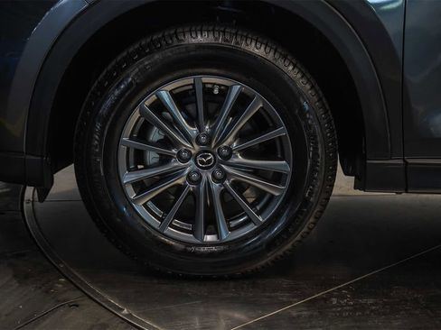 Used 2017 MAZDA CX-5 Touring image 9