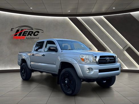 Used 2008 Toyota Tacoma PreRunner RWD image 1