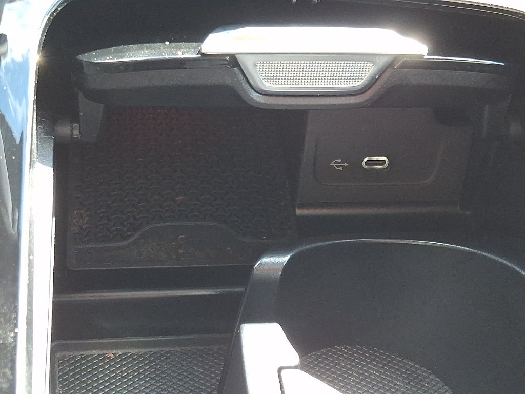 Used 2024 Mercedes-Benz C 300 4MATIC Sedan image 23