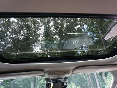 Used 2019 Ford Expedition XLT w/ Equipment Group 202A RWD image 16