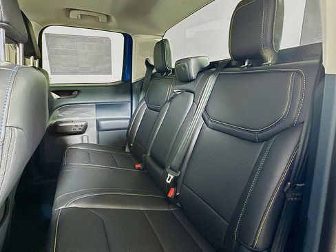 New 2025 Ford Maverick Lobo image 9