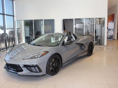 New 2024 Chevrolet Corvette Stingray Premium Conv w/ Z51 Performance Package RWD image 30