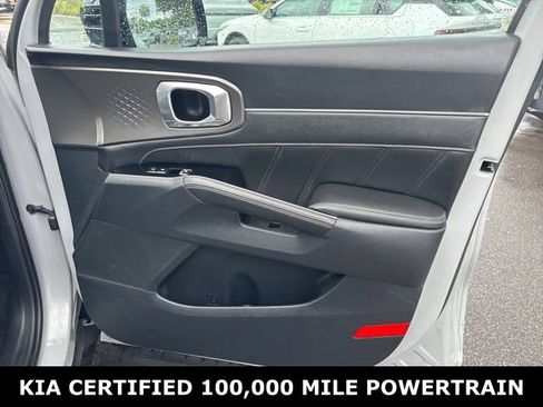 Certified 2023 Kia Sorento SX FWD image 33