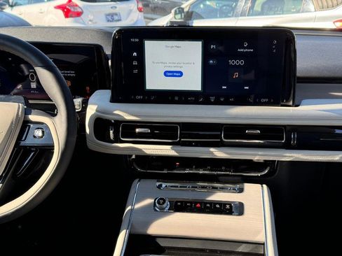 New 2025 Lincoln Aviator Reserve w/ Equipment Group 201A AWD/4WD image 17