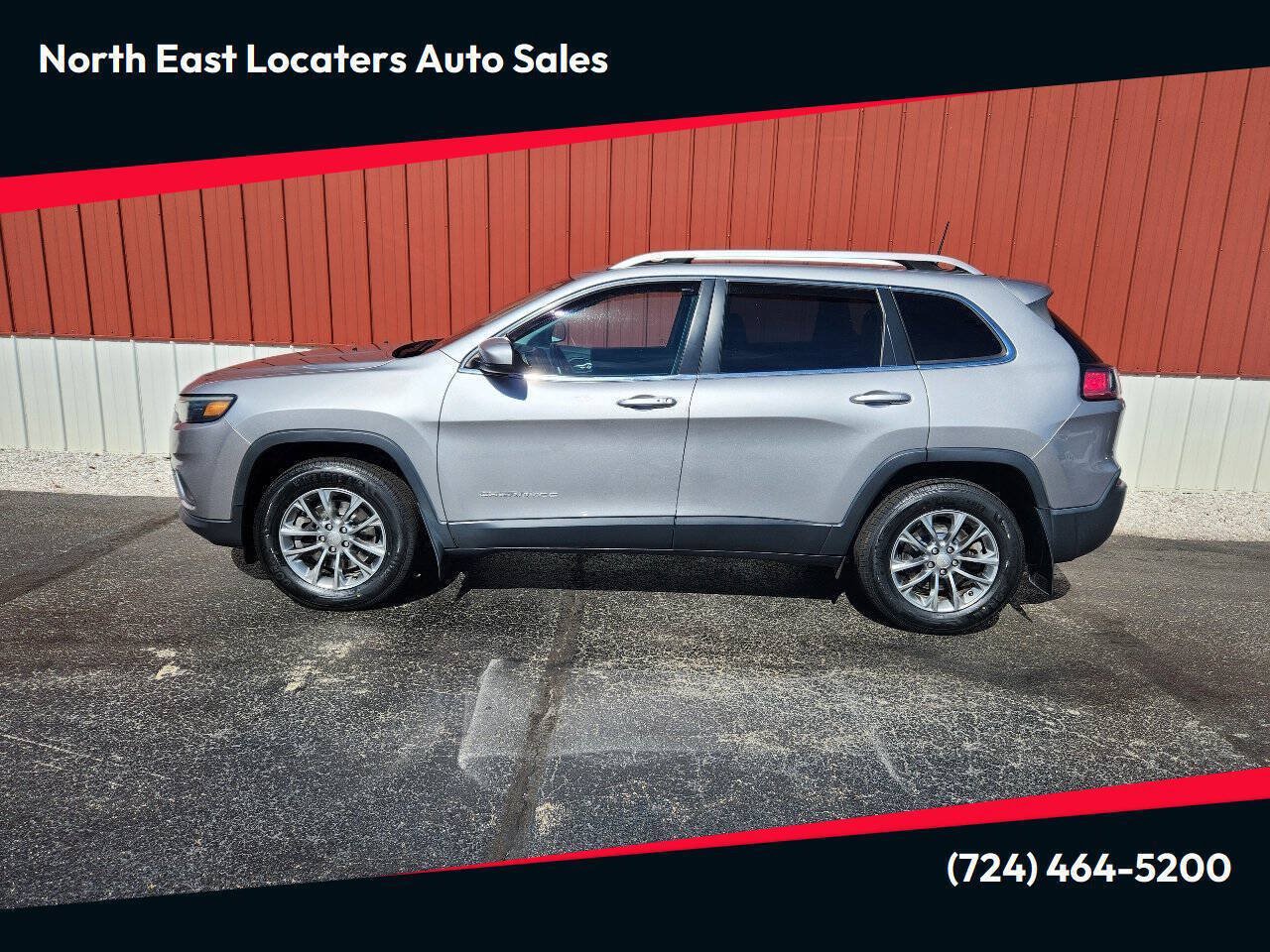 Used 2019 Jeep Cherokee Latitude Plus w/ Cold Weather Group AWD/4WD image 1