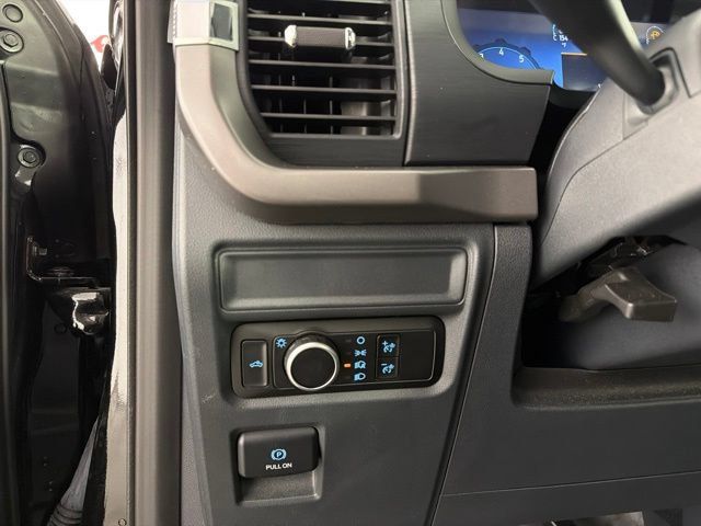 Used 2024 Ford F150 XL AWD/4WD image 23
