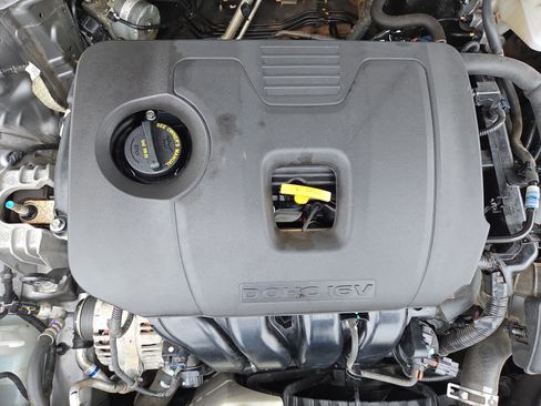 Used 2024 Kia Forte GT-Line image 39