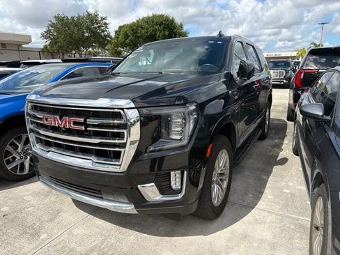 Used 2023 GMC Yukon SLT w/ SLT Premium Package RWD image 1