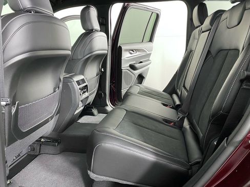 New 2026 Jeep Grand Cherokee Altitude AWD/4WD image 28