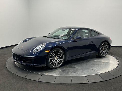 Used 2018 Porsche 911 Carrera RWD image 1