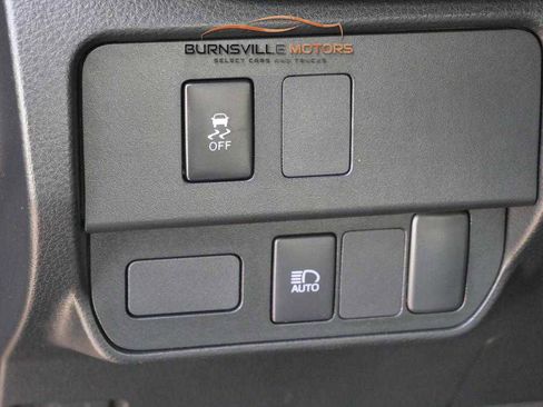 Used 2023 Toyota Tacoma SR image 17