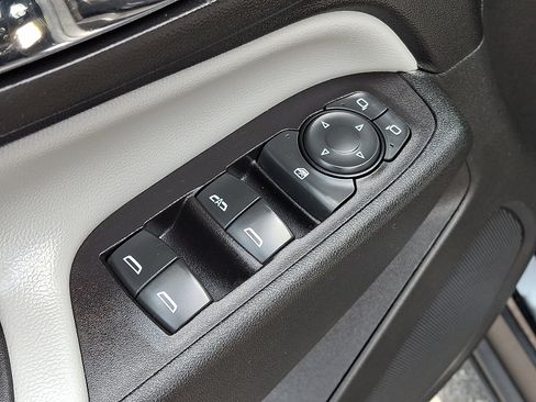Used 2020 Chevrolet Equinox LT AWD/4WD image 14