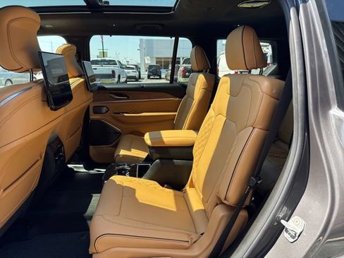New 2026 Jeep Grand Cherokee L Summit AWD/4WD image 25