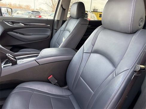 Used 2021 Buick Enclave Essence w/ Sport Touring Edition image 14