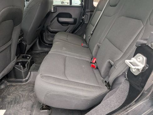 Used 2020 Jeep Wrangler Unlimited Sport AWD/4WD image 8