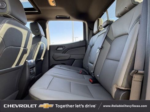 Used 2026 Chevrolet Colorado ZR2 w/ Technology Package image 35