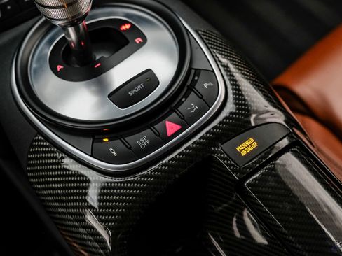Used 2010 Audi R8 V10 image 66