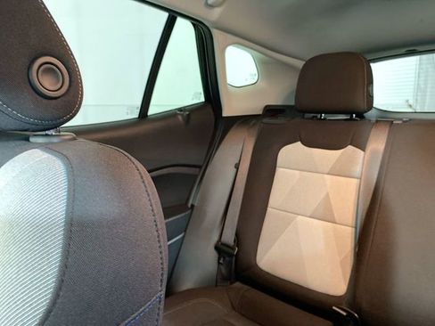 Used 2024 Chevrolet Trax LS w/ LS Convenience Package image 12