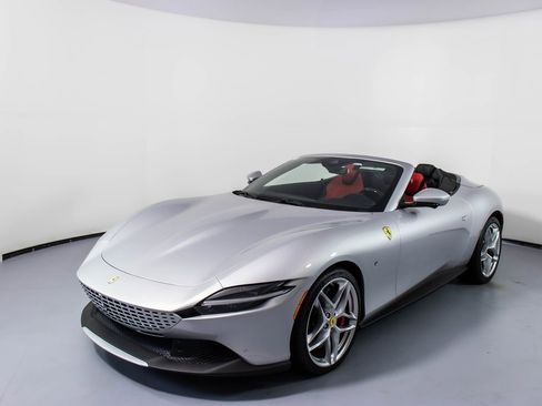 Certified 2025 Ferrari Roma Spider image 10