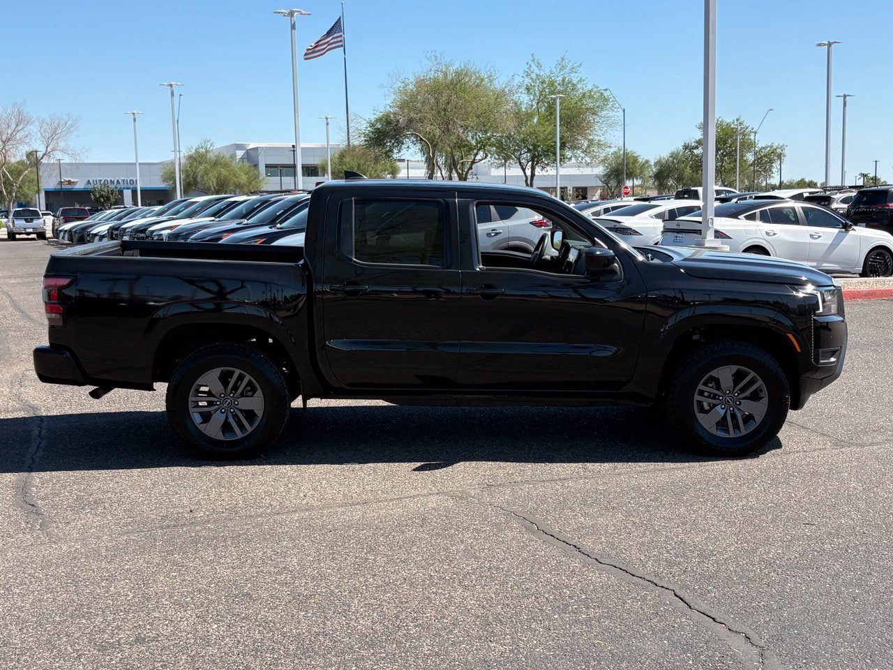 Certified 2026 Nissan Frontier SV AWD/4WD image 7