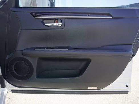Used 2017 Lexus ES 350 w/ Luxury Package FWD image 21