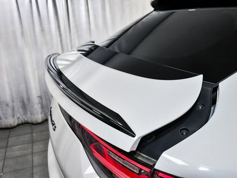 Used 2022 Porsche Cayenne GTS image 99