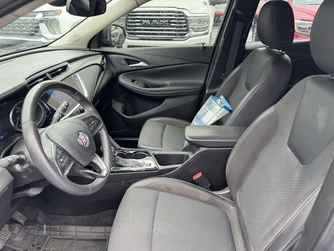 Used 2021 Buick Encore GX Select w/ Sport Touring Package AWD/4WD image 9