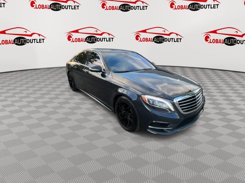 Used 2017 Mercedes-Benz S 550 4MATIC Sedan image 2