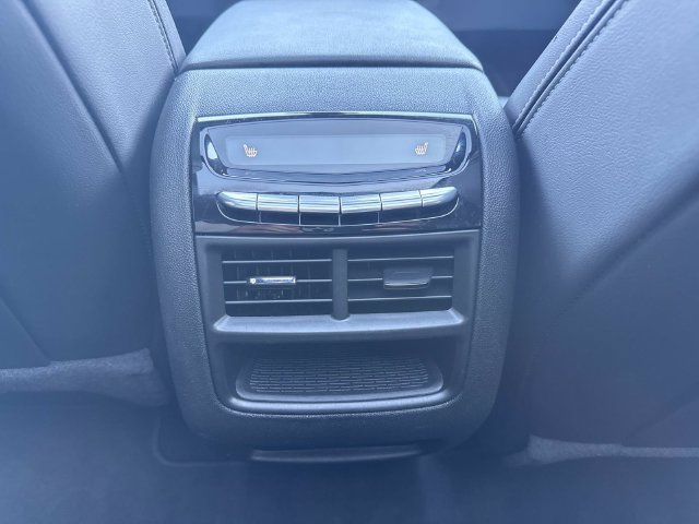 Certified 2024 Cadillac XT5 Premium Luxury AWD/4WD image 64