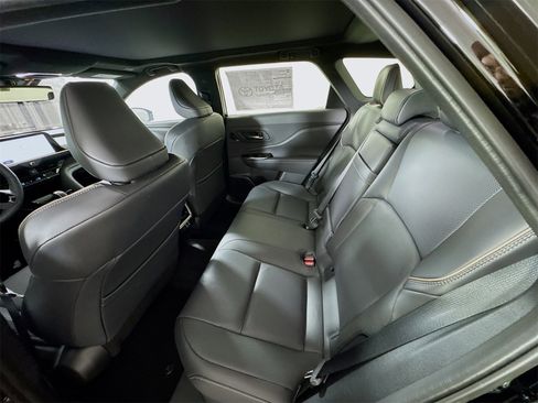 New 2025 Toyota Crown Signia Limited image 13