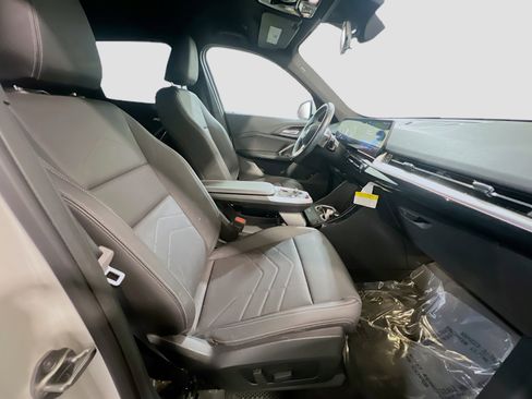 Used 2023 BMW X1 xDrive28i image 21