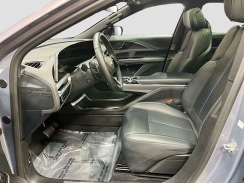 Used 2025 Cadillac Lyriq Luxury w/ LPO, Floor Liner Package image 20