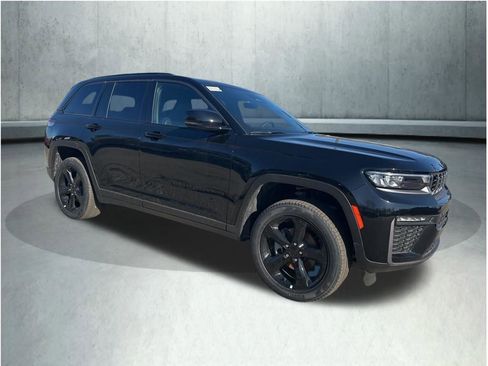 New 2026 Jeep Grand Cherokee Limited w/ Limited Altitude Package AWD/4WD image 7