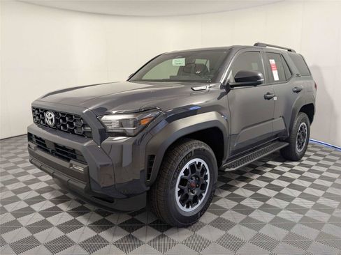 New 2026 Toyota 4Runner TRD Off-Road Premium AWD/4WD image 2