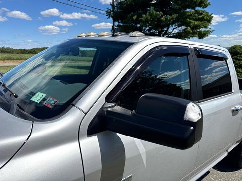 Used 2017 RAM 3500 Big Horn image 26