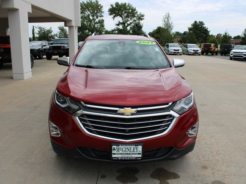 Used 2021 Chevrolet Equinox Premier AWD/4WD image 3