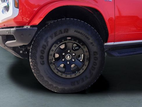 Used 2025 Ford Bronco Stroppe Edition AWD/4WD image 4