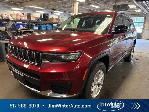Used 2021 Jeep Grand Cherokee L Laredo w/ Luxury Tech Group I AWD/4WD image 1