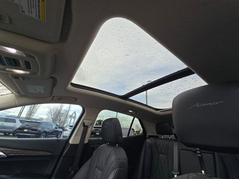 Used 2023 Buick Envision Avenir AWD/4WD image 27