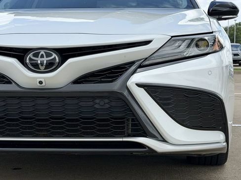 Used 2023 Toyota Camry XSE w/ Navigation Package FWD image 9