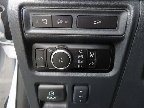 Used 2023 Ford F150 Lariat w/ Equipment Group 502A High image 49