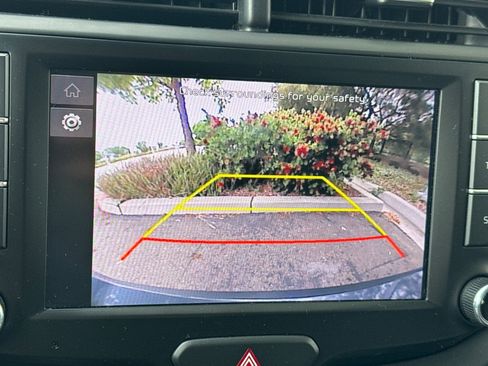 Used 2023 Kia Soul LX w/ Option Group 015 FWD image 27