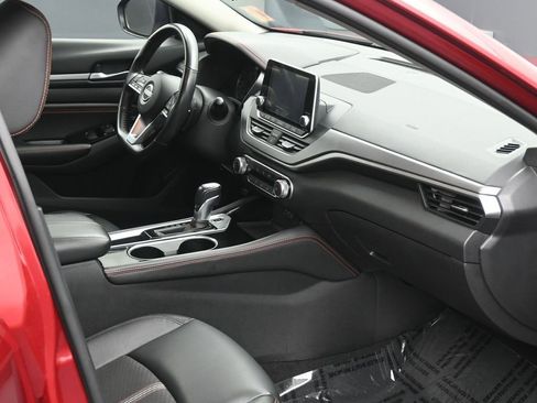 Used 2023 Nissan Altima 2.5 SR image 6