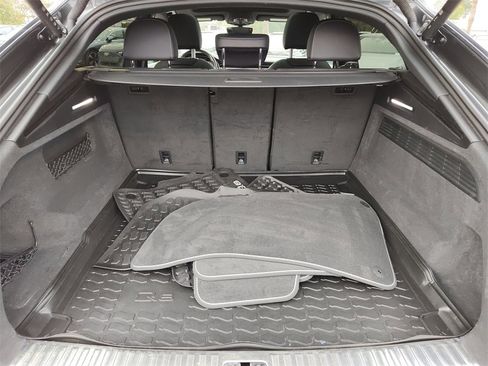 Used 2023 Audi Q8 Premium Plus w/ Premium Plus Package image 10