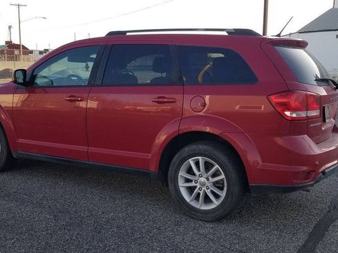 Used 2016 Dodge Journey SXT w/ Comfort/Convenience Group FWD image 3