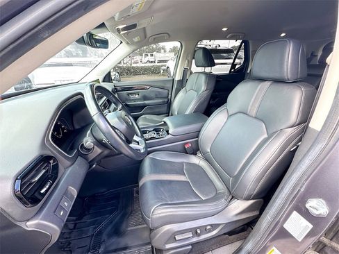 Used 2025 Honda Pilot EX-L image 21