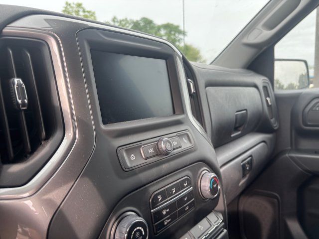 Used 2024 Chevrolet Silverado 1500 Custom Trail Boss AWD/4WD image 39