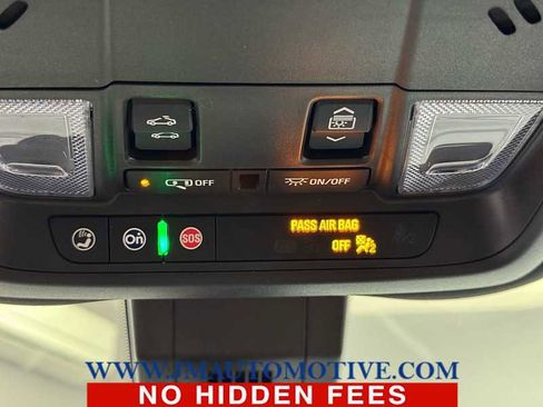 Used 2023 Chevrolet Equinox RS w/ RS Leather Package image 39