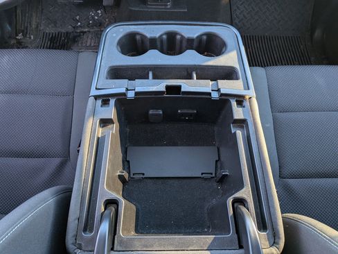 Used 2017 Chevrolet Silverado 1500 LT w/ All Star Edition image 33